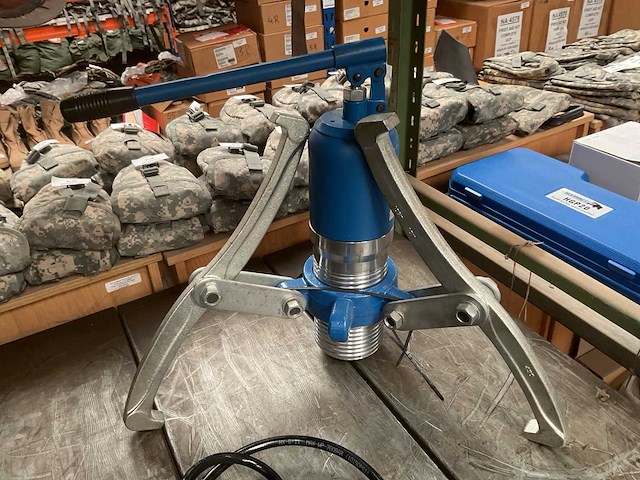 Mammuth hgp50 hydraulic puller - afbeelding 1 van  2