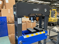 Mammuth hydraulische pers - afbeelding 2 van  6