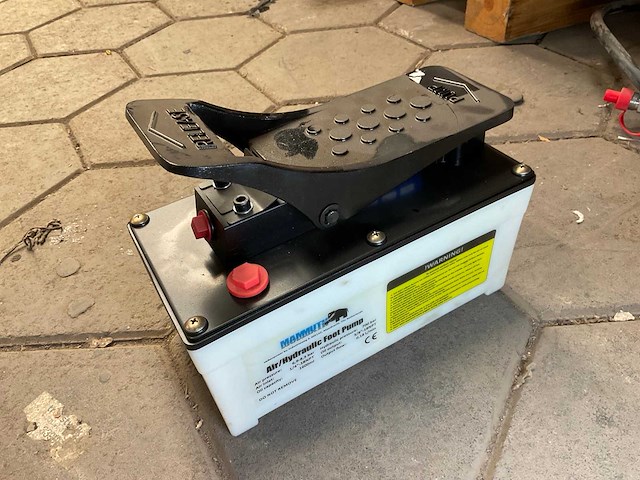Mammuth hydraulische voetpomp - afbeelding 1 van  3