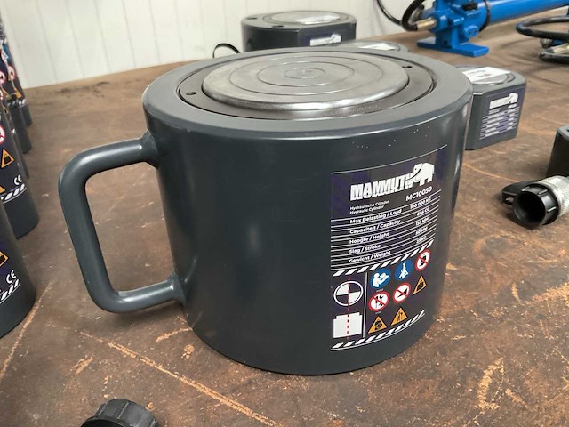 Mammuth mc10050 hydraulische hefcilinder - afbeelding 1 van  2