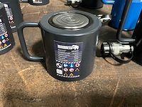 Mammuth mc3050 hydraulische cylinder - afbeelding 1 van  2