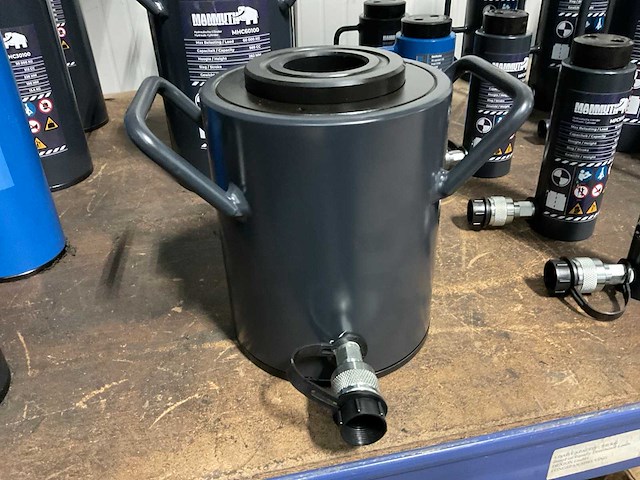 Mammuth mhc6050 hydraulische cylinder - afbeelding 1 van  2