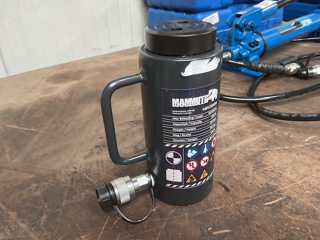 Mammuth mpc20100 hydraulische cilinder - afbeelding 1 van  2