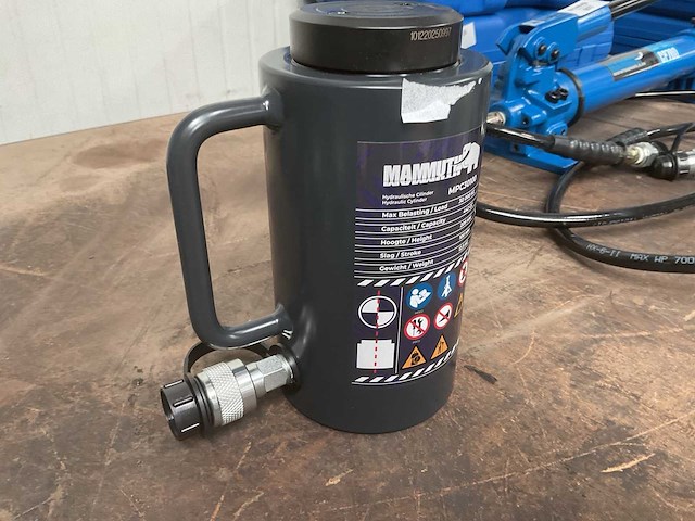Mammuth mpc20100 hydraulische cilinder - afbeelding 1 van  1