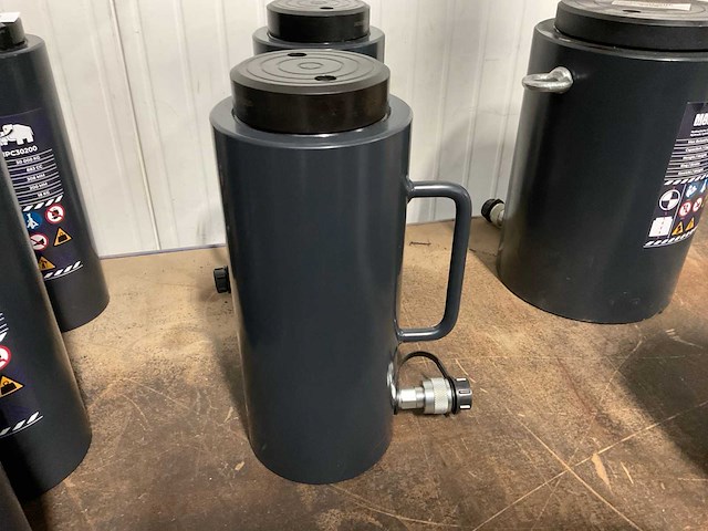 Mammuth mpc50200 hydraulische cylinder - afbeelding 1 van  2