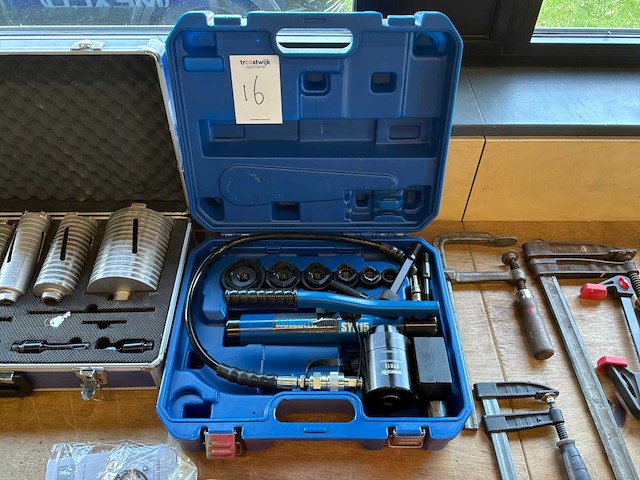 Mammuth syk-15 hydraulische perforatiepers - afbeelding 1 van  4