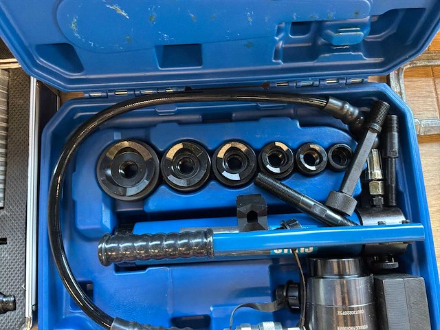 Mammuth syk-15 hydraulische perforatiepers - afbeelding 2 van  4