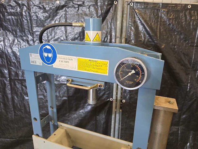 Mamoet - 2012 - 20t wsp - diverse persmachines - afbeelding 2 van  6