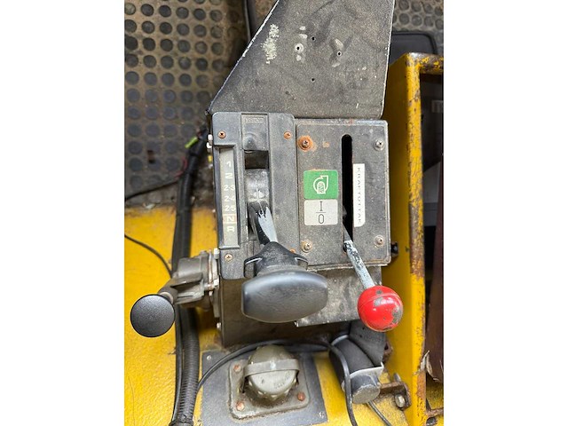 Man - 14-440 - brandweerwagen - afbeelding 37 van  43