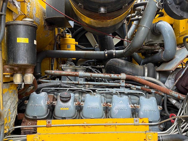 Man - 14-440 - brandweerwagen - afbeelding 4 van  43