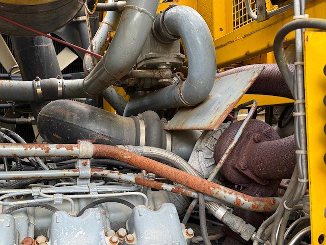 Man - 14-440 - brandweerwagen - afbeelding 5 van  43