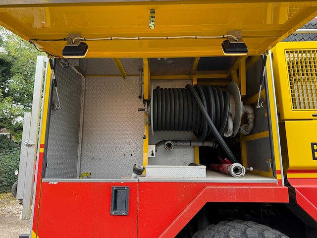 Man - 14-440 - brandweerwagen - afbeelding 21 van  43