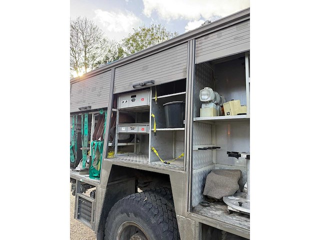 Man - 19-281 4x4 - brandweerwagen - afbeelding 55 van  61