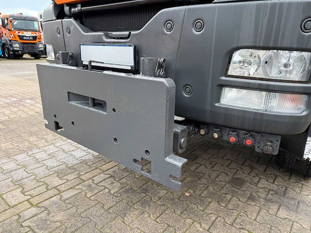 Man - 2011 - tgs 33.400 - vrachtwagen - afbeelding 5 van  28