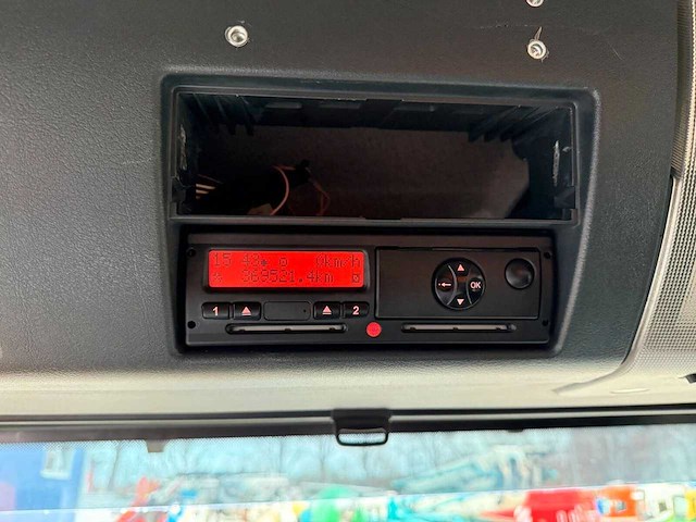 Man - 2011 - tgs 33.400 - vrachtwagen - afbeelding 15 van  28