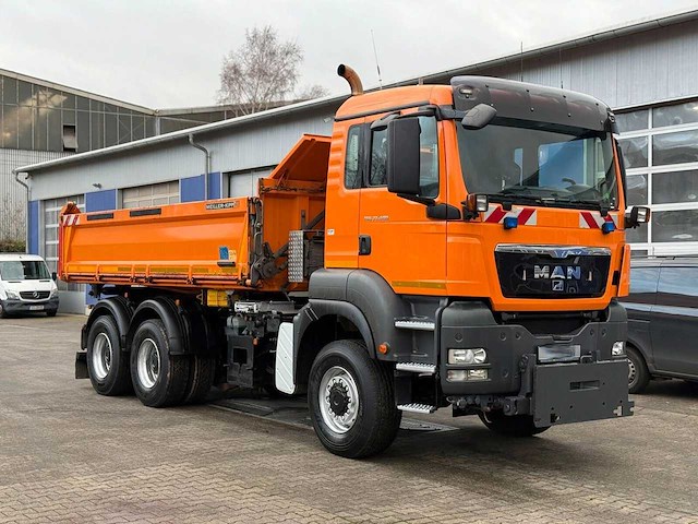 Man - 2011 - tgs 33.400 - vrachtwagen - afbeelding 22 van  28