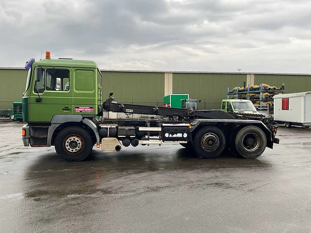 Man - 27 fvl - vrachtwagen met kettingsysteem - afbeelding 12 van  23