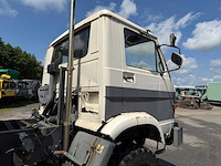 Man - 4x4 - vrachtwagen - afbeelding 5 van  17