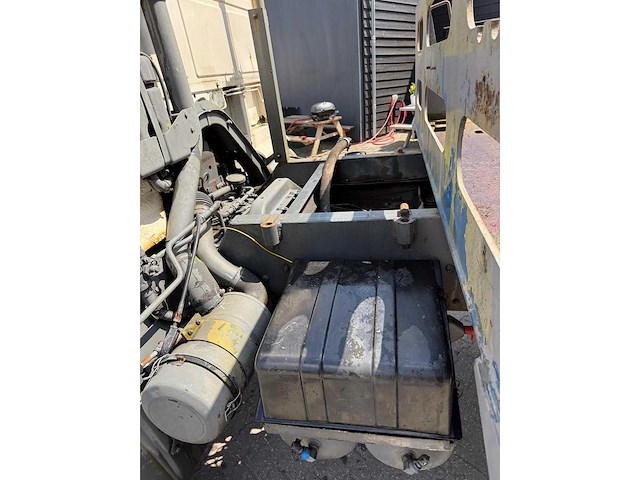 Man - 4x4 - vrachtwagen - afbeelding 12 van  17