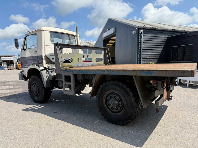 Man - 4x4 - vrachtwagen - afbeelding 15 van  17