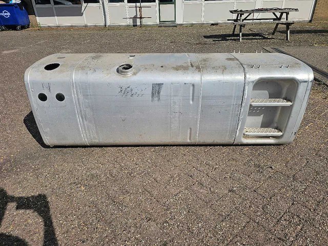 Man - brandstof tank 760 liter - afbeelding 7 van  11