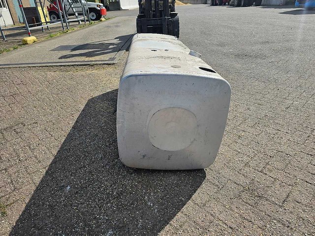 Man - brandstof tank 760 liter - afbeelding 9 van  11