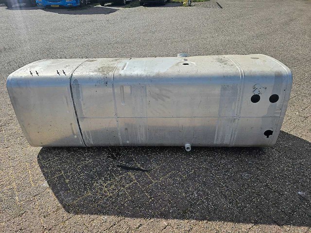 Man - brandstof tank 760 liter - afbeelding 11 van  11