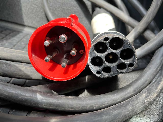 Man - cm1216 - electrische vrachtwagen emos - afbeelding 13 van  29