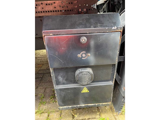 Man - cm1216 - electrische vrachtwagen emos - afbeelding 18 van  29