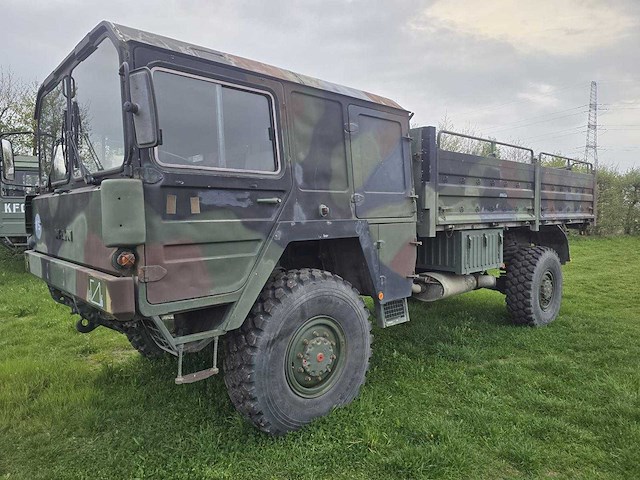 Man - kat 1 4x4 - vrachtwagen - afbeelding 1 van  8