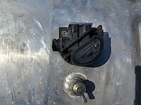 Man - mercedes actros - brandstof tank - afbeelding 2 van  10