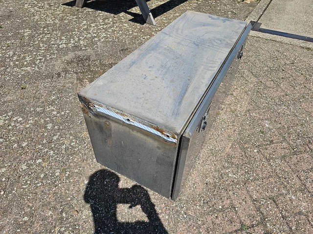 Man - rvs opslag bak - afbeelding 5 van  9