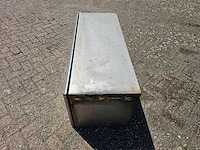 Man - rvs opslag bak - afbeelding 9 van  9