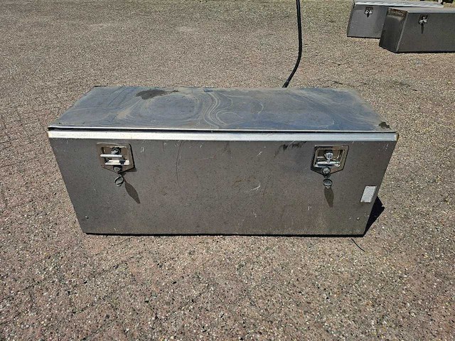 Man - rvs opslag bak - afbeelding 1 van  6