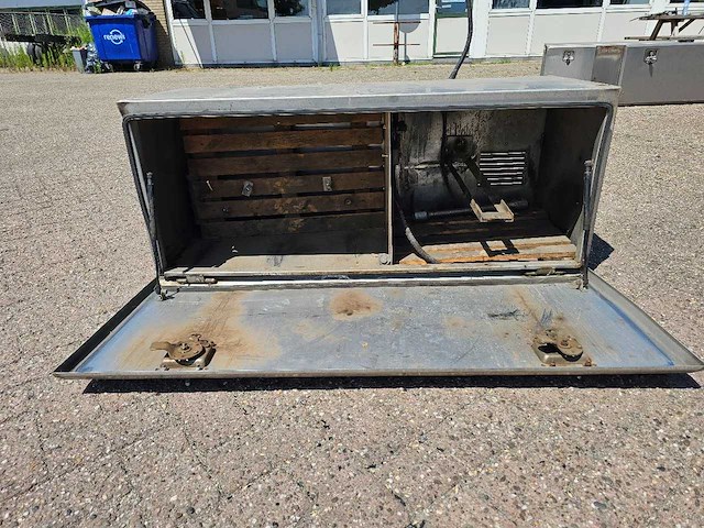 Man - rvs opslag bak - afbeelding 2 van  6