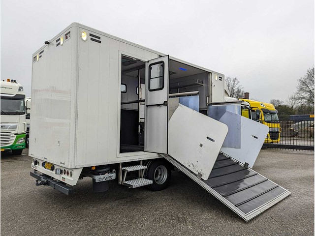 Man - tgl 1.180 - paardenwagen - 2012 - afbeelding 4 van  59