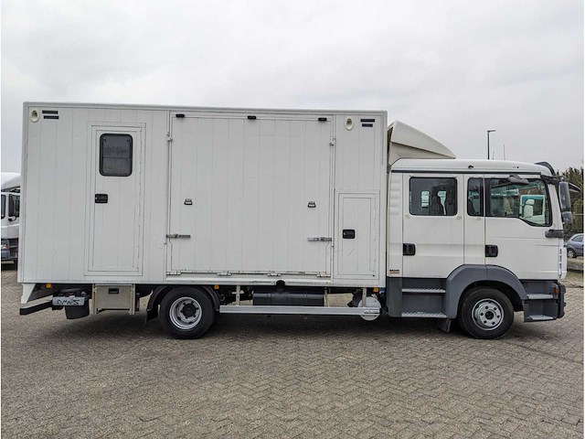 Man - tgl 1.180 - paardenwagen - 2012 - afbeelding 31 van  48