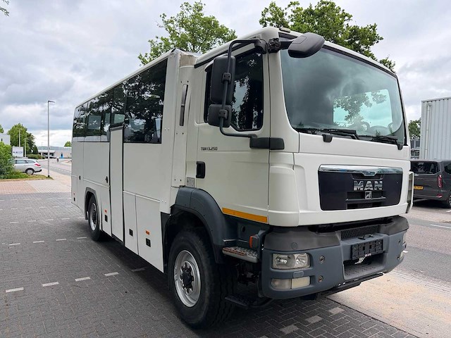 Man - tgm 13.250 4x4 bus! - vrachtwagen - afbeelding 9 van  10