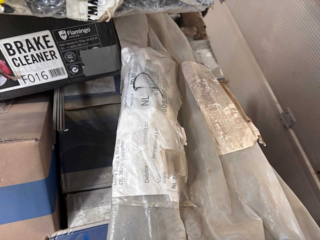 Man - tgs 41.400 / cla 26.280 - parts - box of man tgs 41.400 / cla 26.280 parts - afbeelding 5 van  6