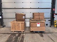 Man - tgs 41.400 / cla 26.280 - parts - box of man tgs 41.400 / cla 26.280 parts - afbeelding 1 van  9