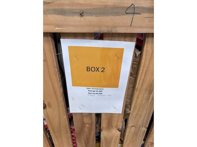Man - tgs 41.400 / cla 26.280 - parts - box of man tgs 41.400 / cla 26.280 parts - afbeelding 8 van  8