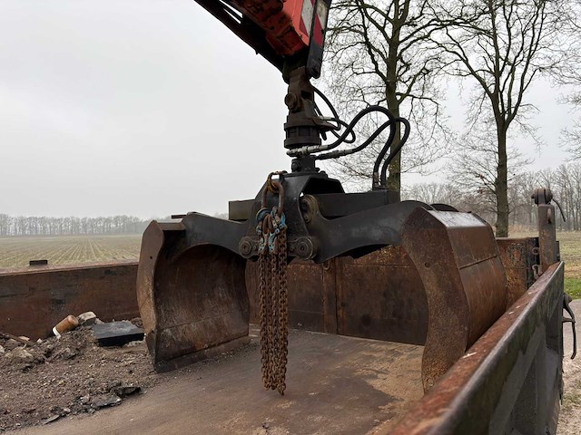 Man - vrachtwagen - afbeelding 2 van  30