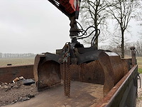 Man - vrachtwagen - afbeelding 2 van  30