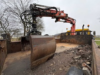 Man - vrachtwagen - afbeelding 4 van  30