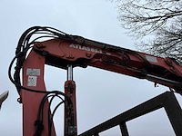 Man - vrachtwagen - afbeelding 14 van  30