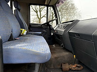 Man - vrachtwagen - afbeelding 22 van  30