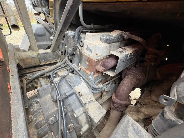 Man - vrachtwagen - afbeelding 24 van  30