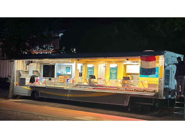 Man 8-224 vrachtwagen met verkoop oplegger - afbeelding 9 van  35