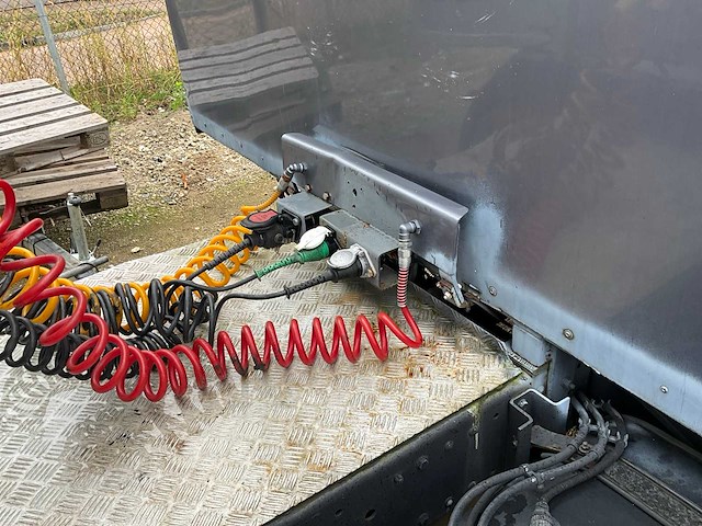 Man 8-224 vrachtwagen met verkoop oplegger - afbeelding 29 van  35