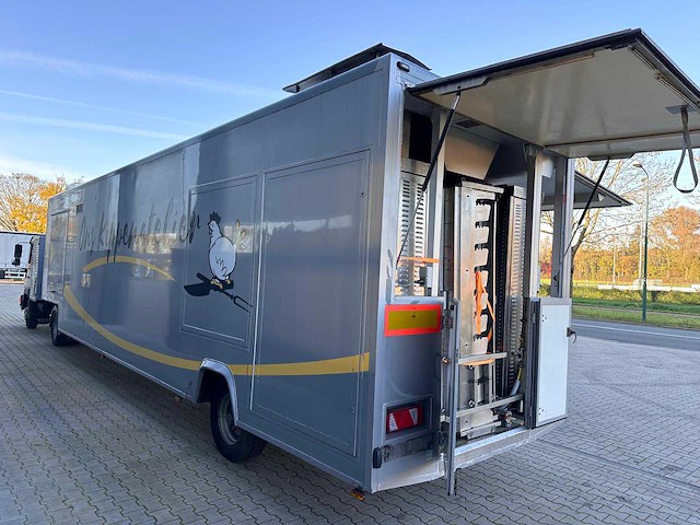 Man 8-224 vrachtwagen met verkoop oplegger - afbeelding 30 van  35